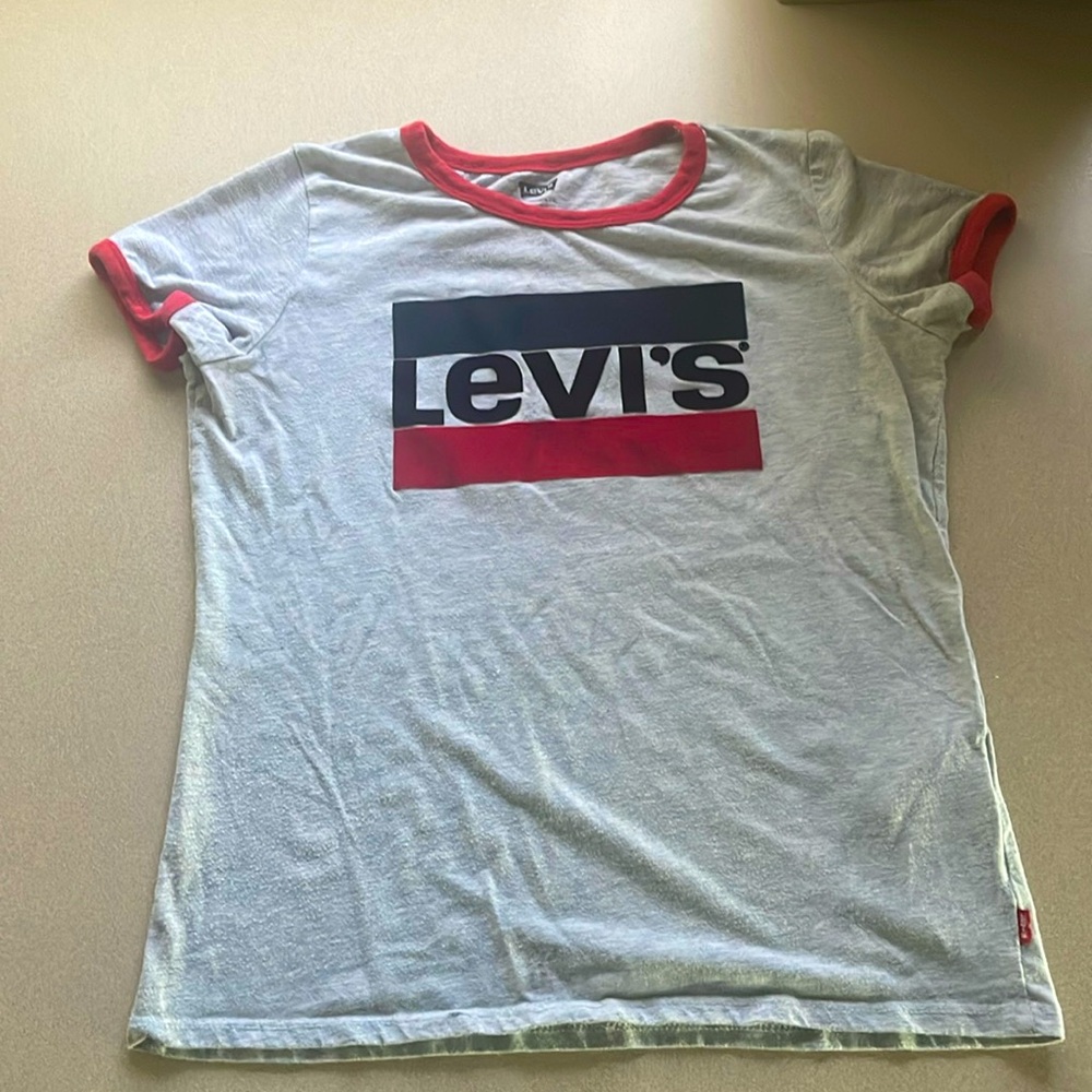 Levi’s shirt